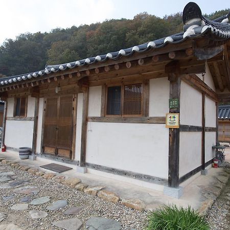 Cheongsong Chalbanggong Jongtaek酒店 外观 照片