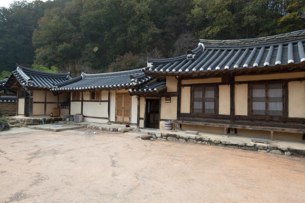 Cheongsong Chalbanggong Jongtaek酒店 外观 照片